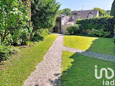 /international/fr/neuilly-sous-clermont-picardie-310102833484/