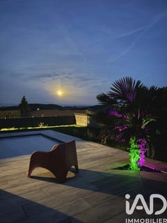 /international/fr/luriecq-rhone-310107943052/