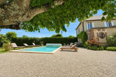 /international/fr/villemaur-sur-vanne-ardennes-310108429685/