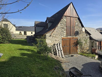 /international/fr/argeles-gazost-midi-pyrenees-310098949622/?lang=en
