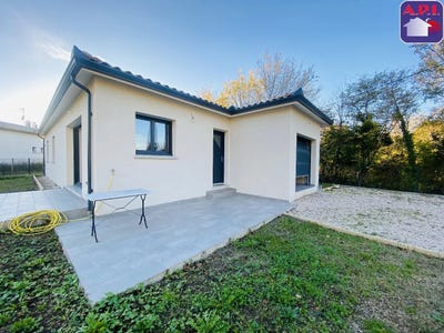 /international/fr/artigat-midi-pyrenees-310103518369/