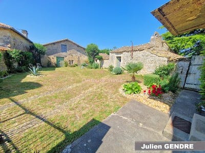 /international/fr/mazieres-sur-beronne-charente-310101078074/?lang=en