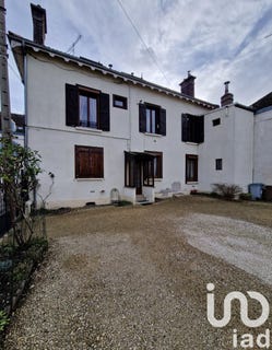 /international/fr/sainte-savine-ardennes-310095683894/