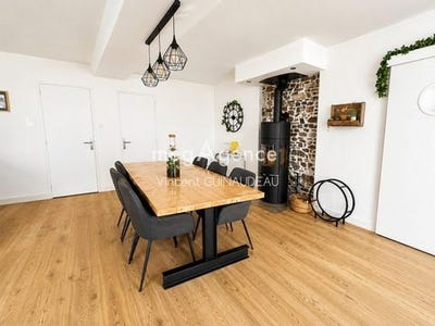 /international/fr/yzernay-pays-de-la-loire-310108375391/