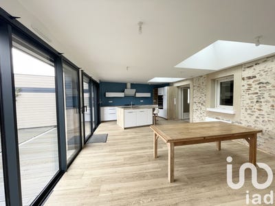 /international/fr/bonchamp-les-laval-pays-de-la-loire-310098610052/?lang=en