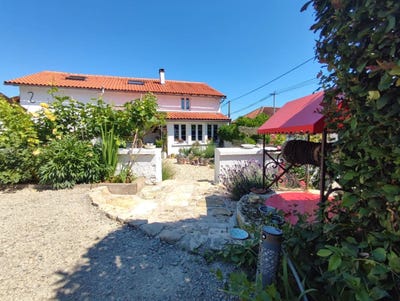 /international/fr/nieuil-charente-310108453341/