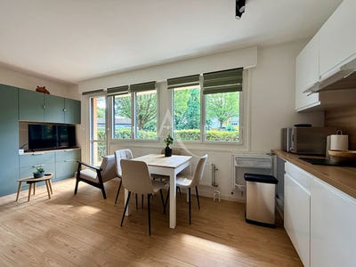 /international/fr/nantes-pays-de-la-loire-310108950366/