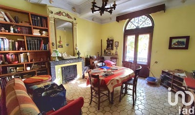 /international/fr/beaucaire-languedoc-roussillon-310103037307/