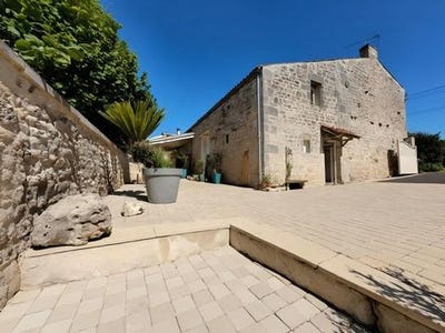 /international/fr/bords-charente-310100559745/