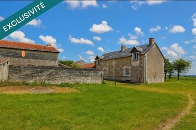 /international/fr/saint-gervais-les-trois-clochers-charente-310100115433/