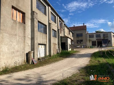 /international/fr/saint-amand-en-puisaye-burgundy-310099684934/