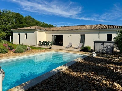 /international/fr/savignac-les-eglises-aquitaine-310108793258/