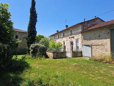 /international/fr/sauveterre-de-guyenne-aquitaine-310100576721/?lang=zh-cn