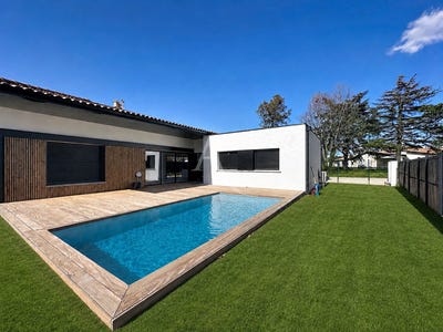 /international/fr/castelginest-midi-pyrenees-310108319076/