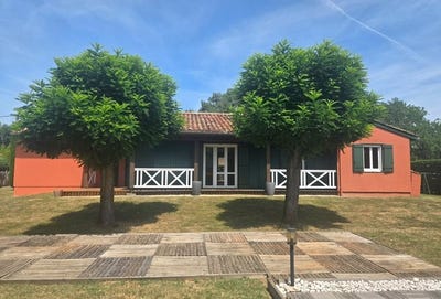 /international/fr/lavaur-midi-pyrenees-310107414909/