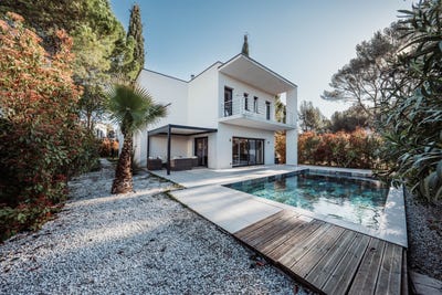 /international/fr/jacou-languedoc-roussillon-310108465331/
