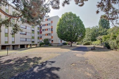 /international/fr/conflans-sainte-honorine-ile-de-france-310100913180/