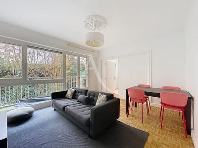 /international/fr/angers-pays-de-la-loire-310105819771/