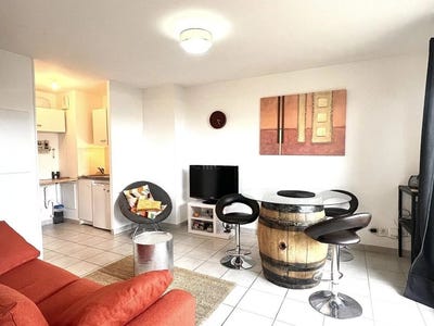 /international/fr/sainte-suzanne-la-basse-normandie-310100630942/