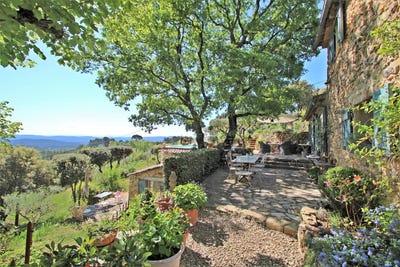 /international/fr/cotignac-hh-15840433-cotignac-provence-alpes-cote-d-azur-310100953861/