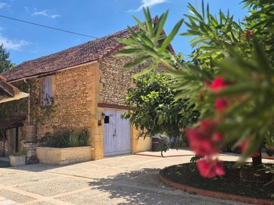 /international/fr/meyrals-aquitaine-310120075825/