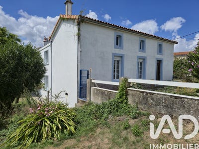 /international/fr/moncoutant-charente-310104827924/