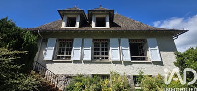 /international/fr/naucelles-auvergne-310108270986/