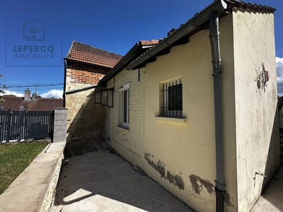 /international/fr/la-ferte-milon-picardie-310108994397/