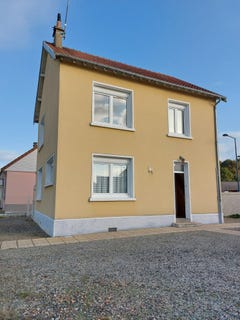 /international/fr/savigne-l-eveque-pays-de-la-loire-310106416328/