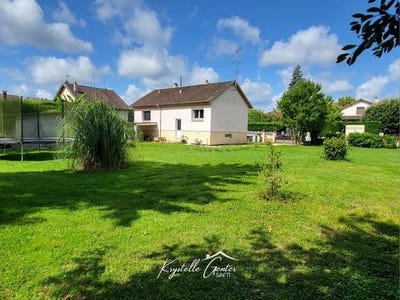 /international/fr/abergement-la-ronce-franche-comte-310101383543/?lang=de