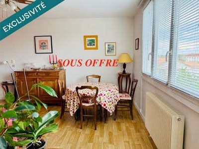 /international/fr/niort-charente-310099351872/