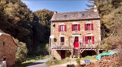 /international/fr/sauveterre-de-rouergue-midi-pyrenees-310107579472/