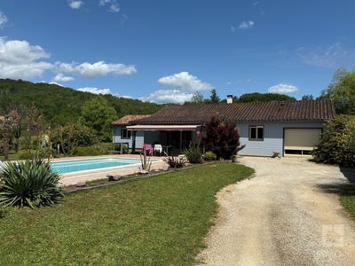 /international/fr/mercues-midi-pyrenees-310108764911/