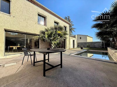 /international/fr/caromb-provence-alpes-cote-d-azur-310098923293/