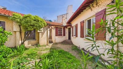 /international/fr/biarritz-aquitaine-310109022040/?lang=th