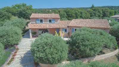 /international/fr/saint-saturnin-les-apt-provence-alpes-cote-d-azur-310100602176/