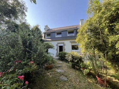 /international/fr/pont-croix-brittany-310107414668/