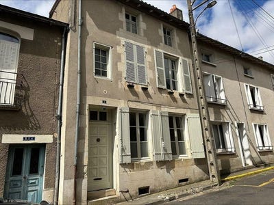/international/fr/civray-charente-310100650413/?lang=zh-tw