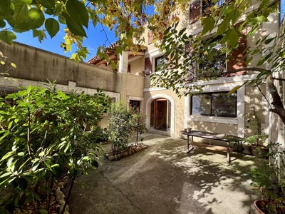 /international/fr/eyragues-provence-alpes-cote-d-azur-310103539746/