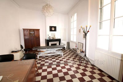 /international/fr/nimes-languedoc-roussillon-310106938583/