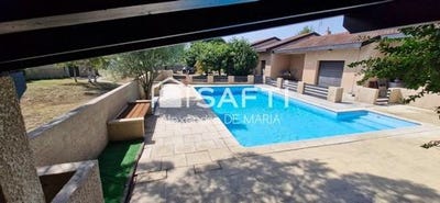/international/fr/la-tour-du-crieu-midi-pyrenees-310100087226/