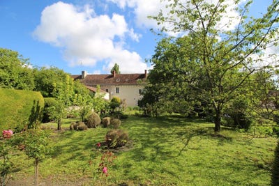 /international/fr/chinon-centre-val-de-loire-120092361271/?lang=zh-tw