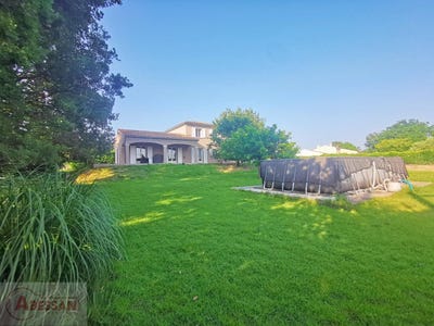 /international/fr/vezenobres-languedoc-roussillon-310101111030/