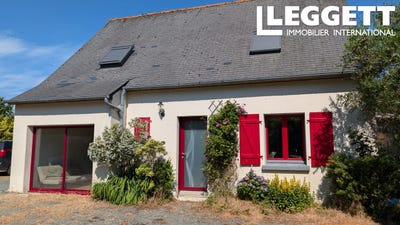 /international/fr/la-chapelle-neuve-brittany-310108949379/