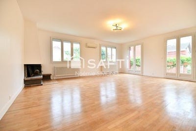 /international/fr/massy-ile-de-france-310108704957/