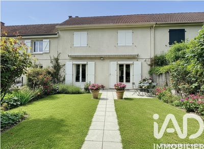 /international/fr/saint-amand-montrond-centre-val-de-loire-310107756756/