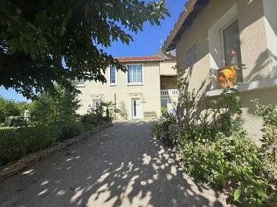 /international/fr/lamagdelaine-midi-pyrenees-310102486935/