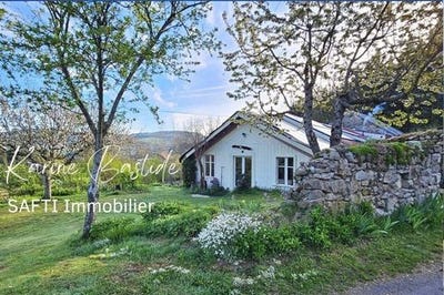 /international/fr/lachapelle-graillouse-rhone-310102809462/