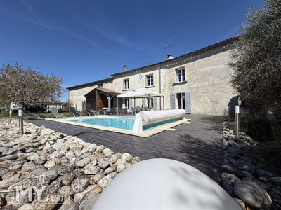 /international/fr/saint-antoine-de-breuilh-aquitaine-310107499867/