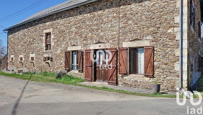 /international/fr/savennes-auvergne-310094937004/